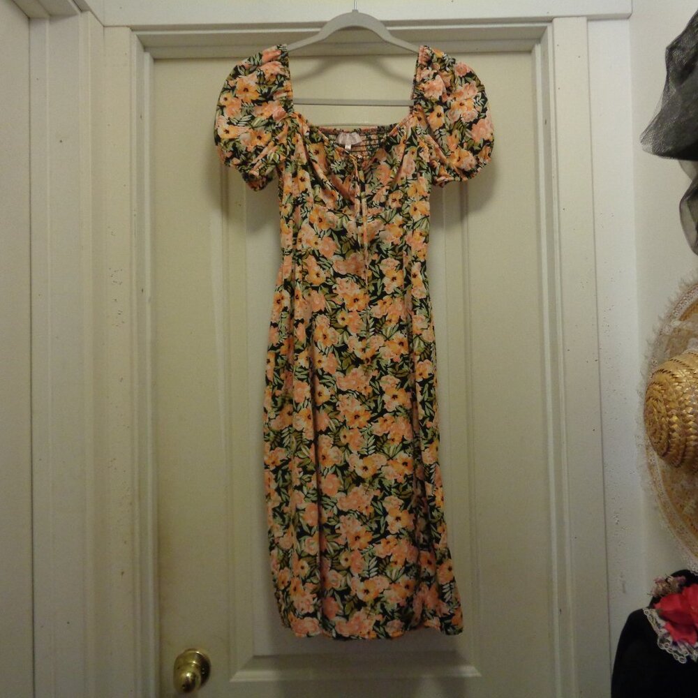 BABYDOLL FLORALS GIRL PUFFY SLEEVED SHEERED GARDEN DRESS BY LIZZY M
